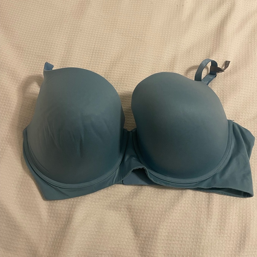 Brand new 42DD blue aries bra